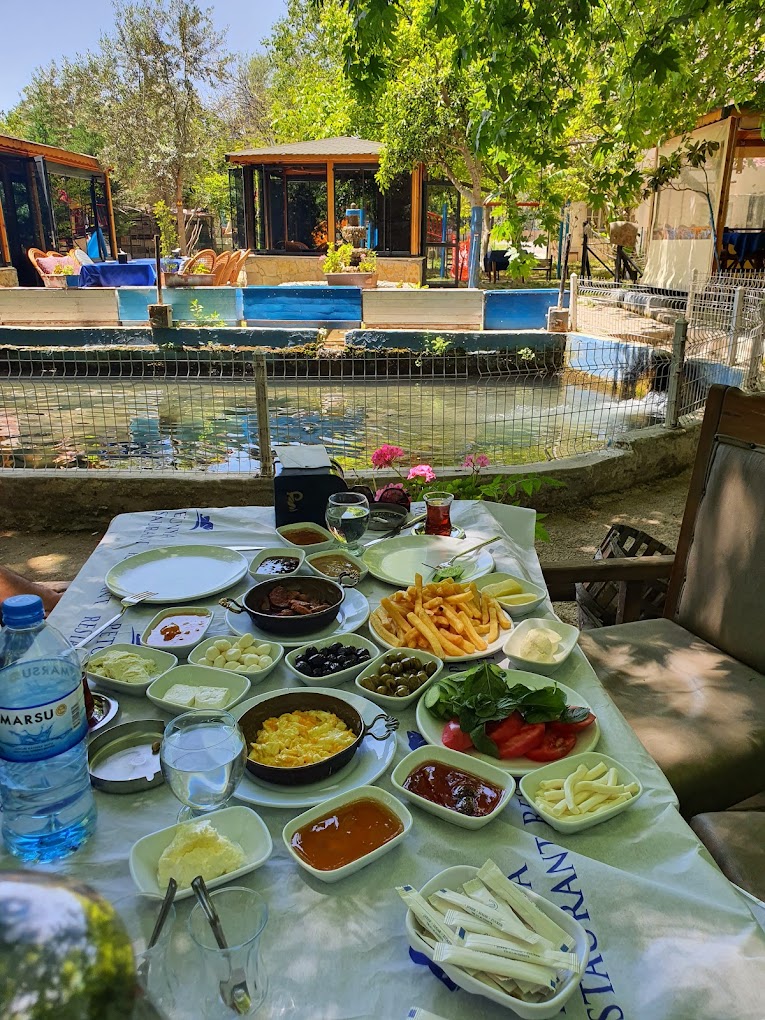 Petunya Restaurant